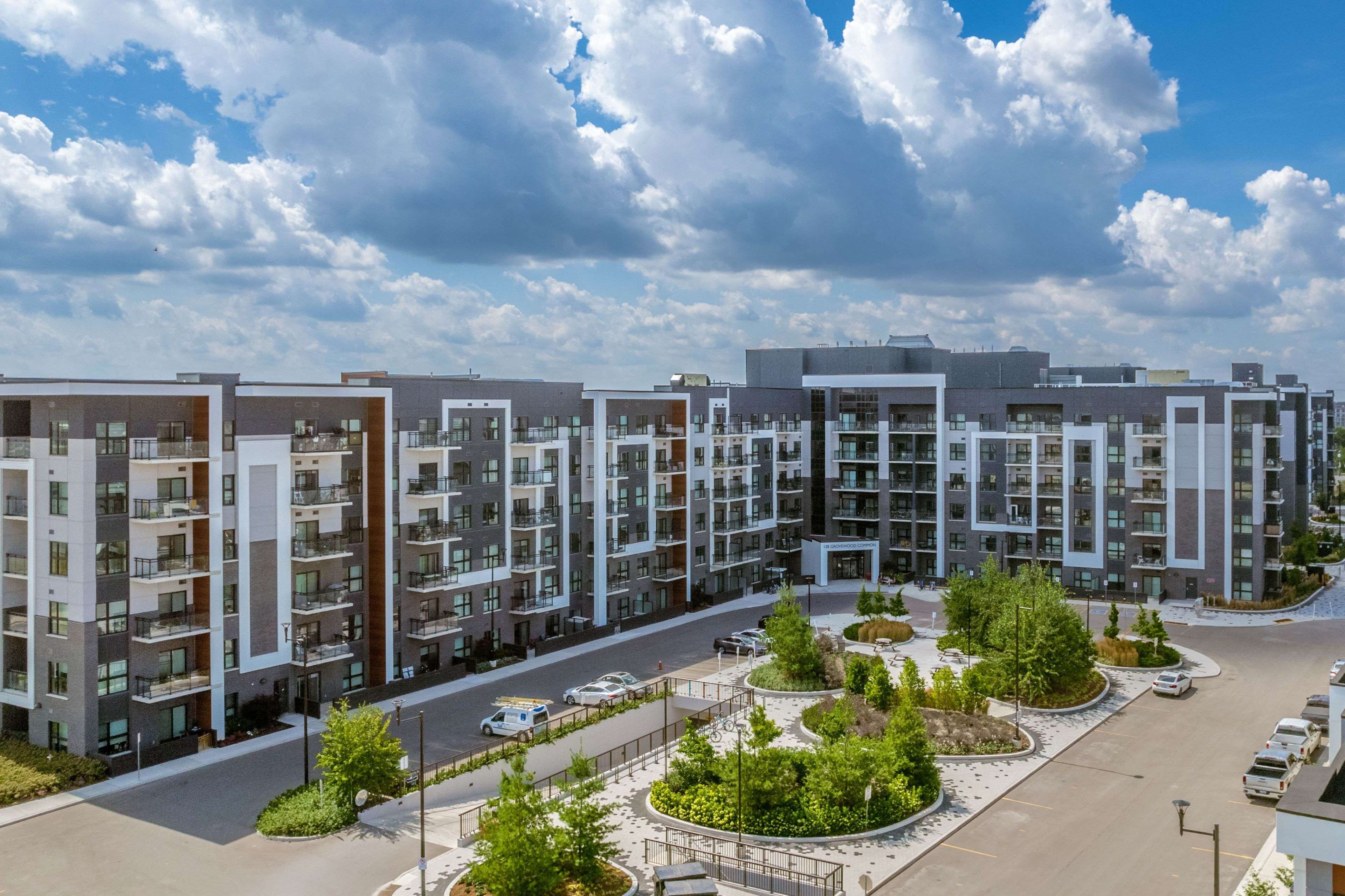 128 Grovewood Common N/A #513, Oakville, ON L6H 0X3