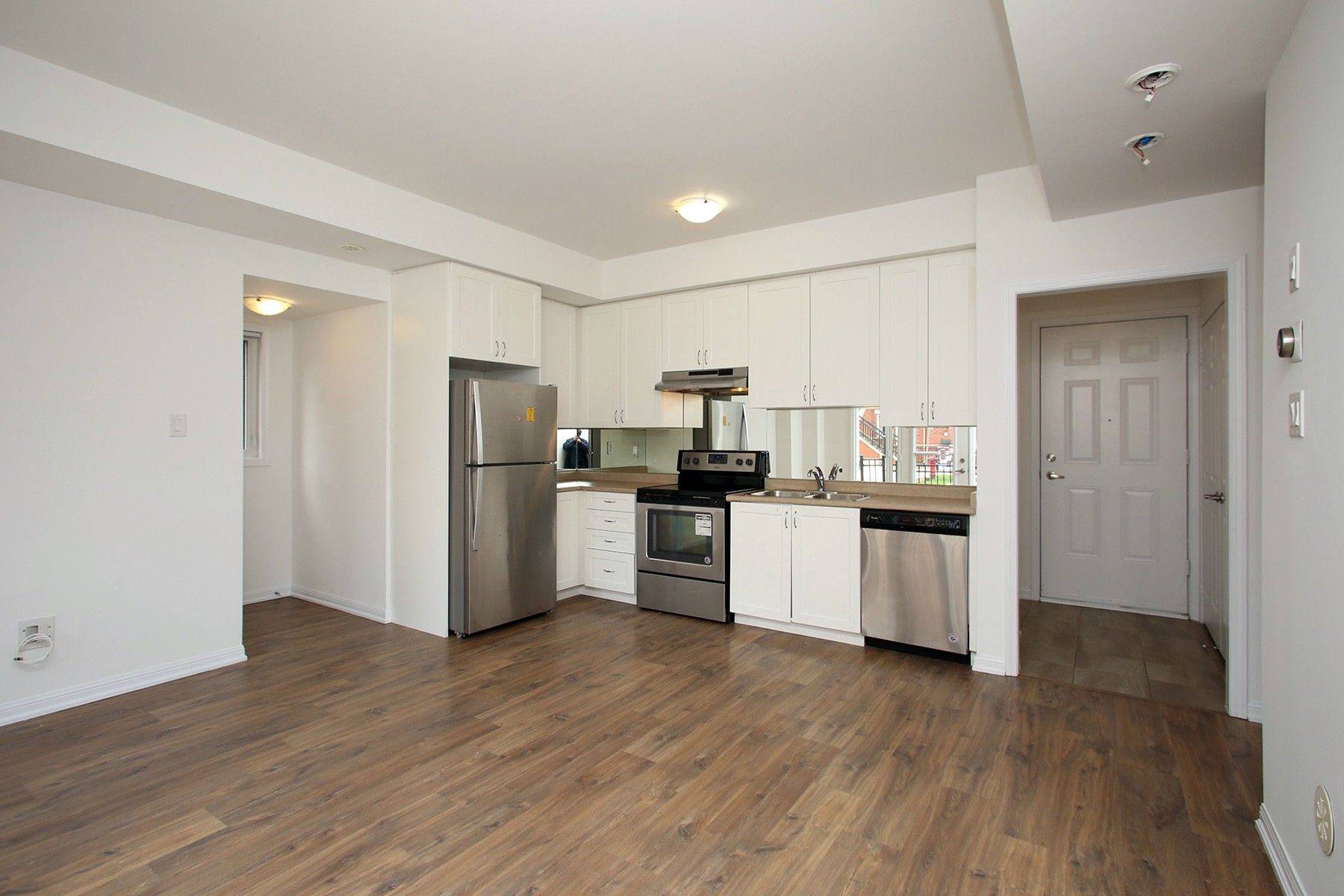 Brampton, ON L7R 3Y6,250 Sunny Meadow BLVD #252