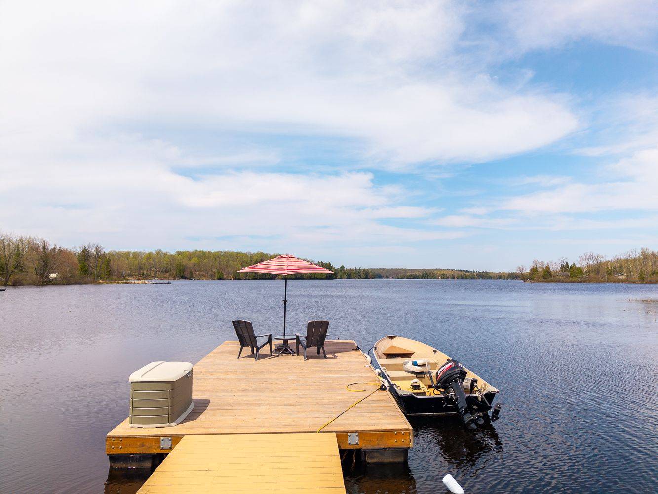 Magnetawan, ON P0A 1P0,258 Lakeside TRL
