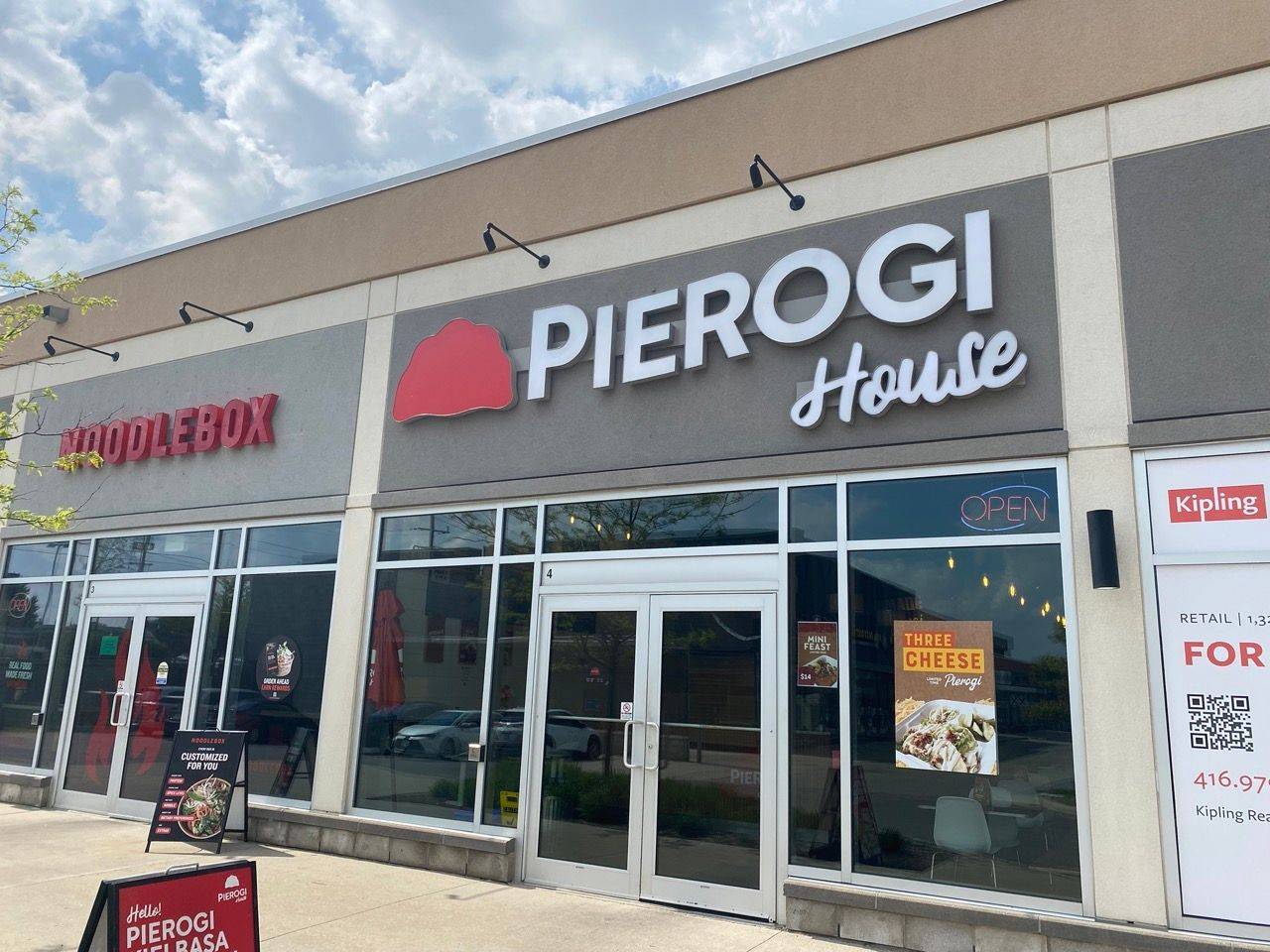 655 Parkside DR, Waterloo, ON N2L 0C7