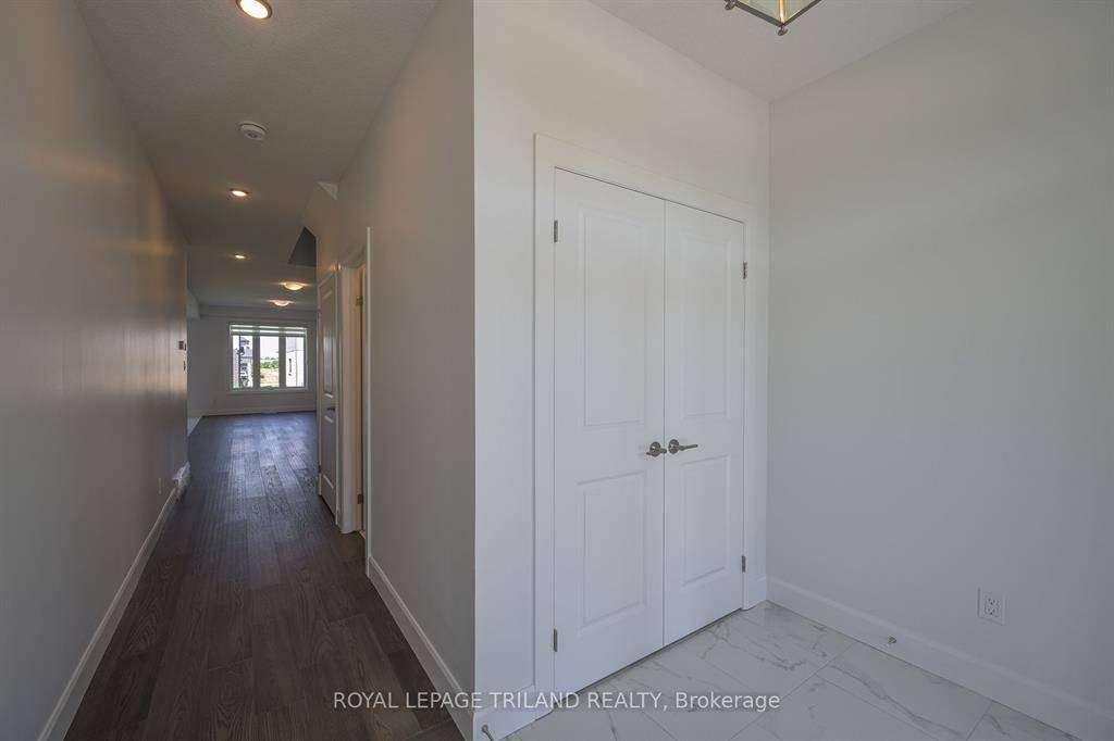 London South, ON N6L 0J2,3837 AUCKLAND AVE