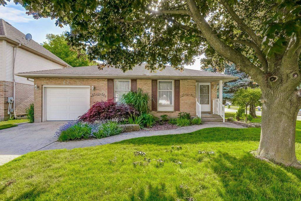 22 Farmington DR, St. Thomas, ON N5R 5X4
