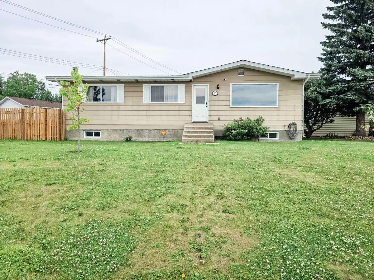Edson, AB T7E 1J7,1102 55 ST