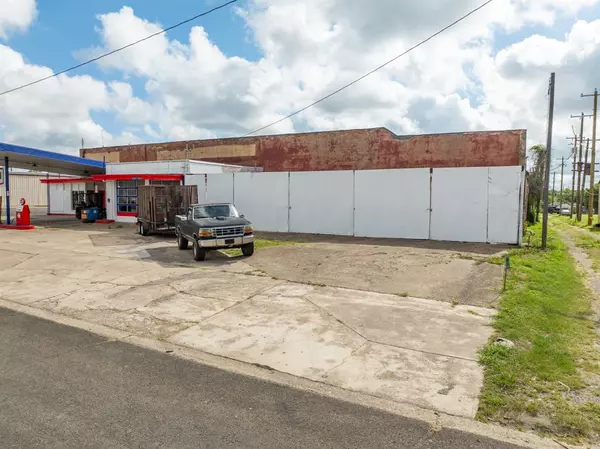 105 S Hill, Itasca, TX 76055