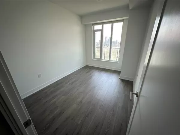 Toronto C08, ON M4W 0B2,575 Bloor ST E #3301
