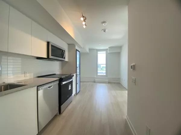 Toronto C06, ON M3H 5Y9,500 Wilson AVE #904