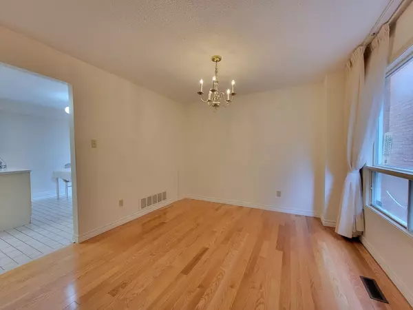 Toronto E07, ON M1V 4K8,25 Nettlecreek CRES