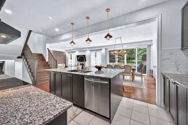 Newmarket, ON L3Y 0C6,67 Alf Neely WAY