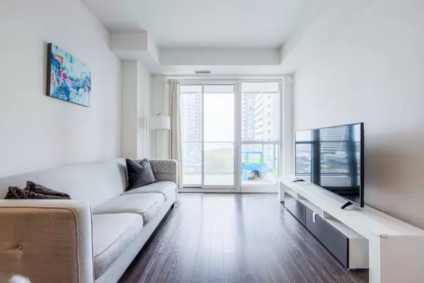 Toronto W06, ON M8V 0H9,10 Park Lawn RD #1210