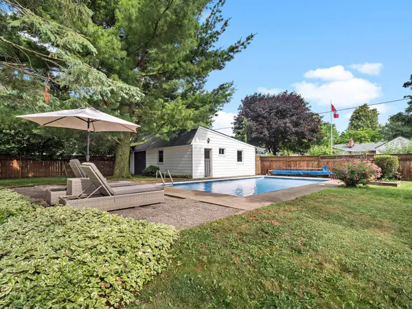 Niagara Falls, ON L2J 1X5,6711 MCMICKING ST