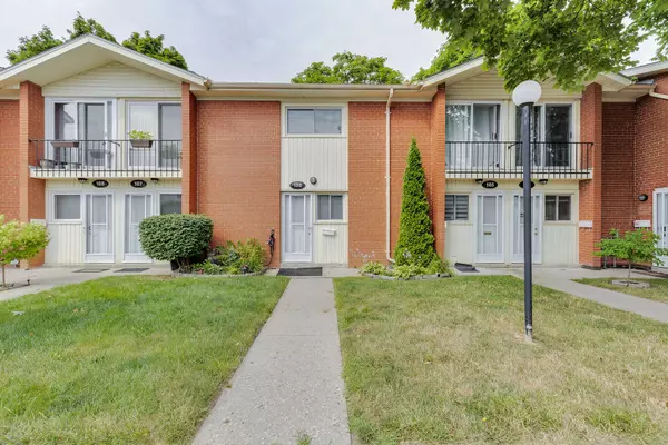 1090 Kipps LN #106, London East, ON N5Y 1V4