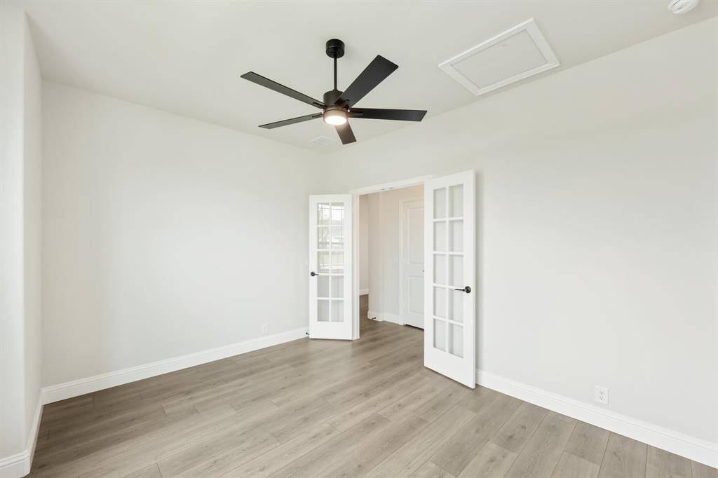 Balch Springs, TX 75181,106 Emperor Oak Court