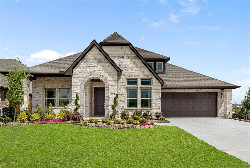 123 Emperor Oak Court, Balch Springs, TX 75181