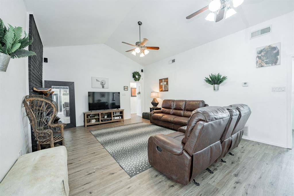 Scurry, TX 75158,9091 Bluebonnet Drive
