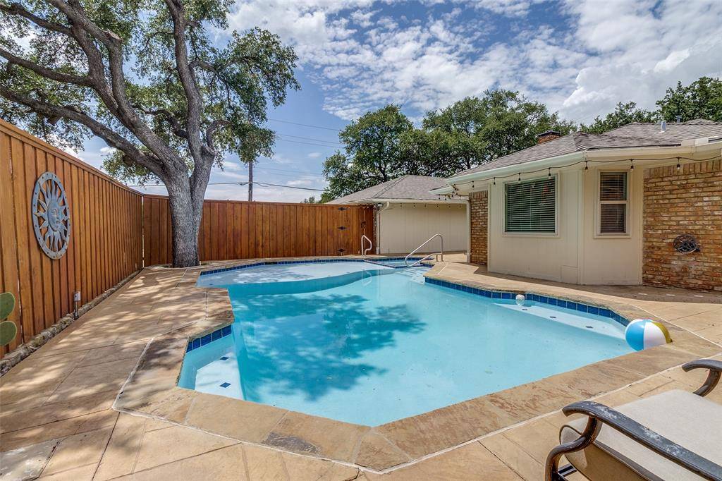 Dallas, TX 75248,6902 Brentfield Drive