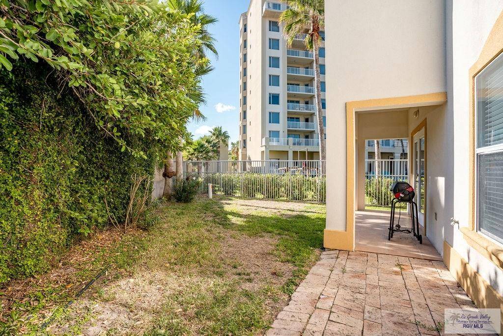 South Padre Island, TX 78597,6401 FOUNTAIN WAY