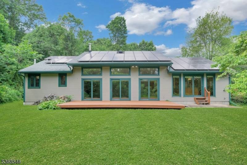 221 Pleasant Hill Rd, Chester Twp., NJ 07930