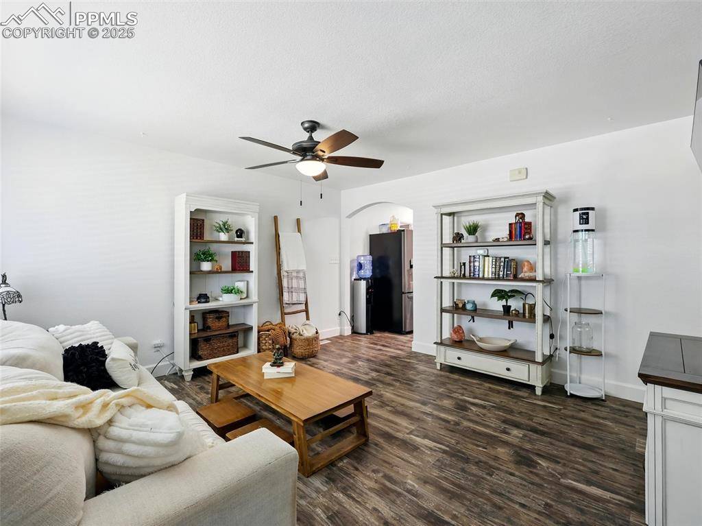 Colorado Springs, CO 80910,823 Sequoia DR