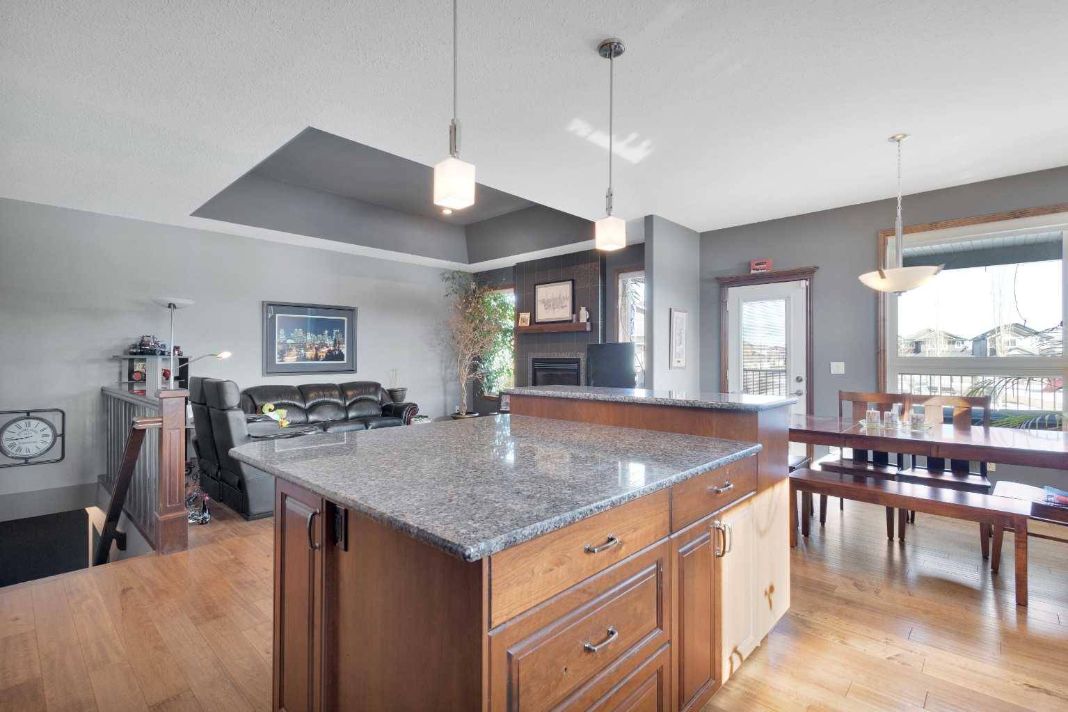 Red Deer, AB T4R 0N3,27 Vernon Close