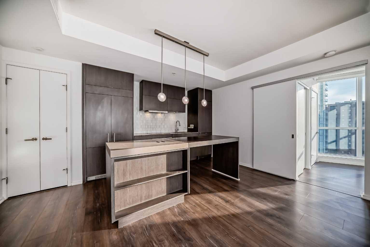 Calgary, AB T2G 1S2,615 6 AVE SE #1002