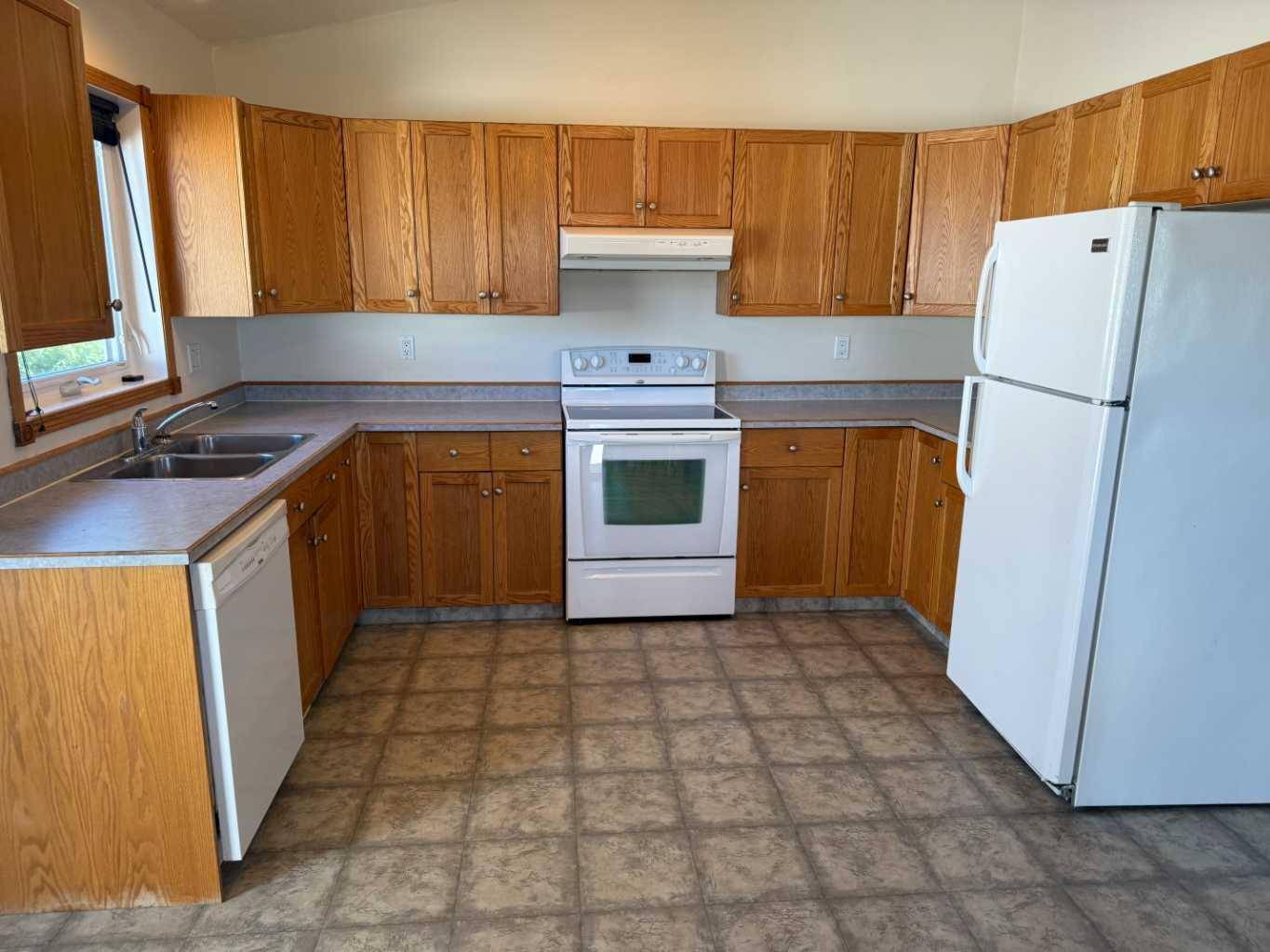 Sexsmith, AB T0H3C0,9901 104 ST