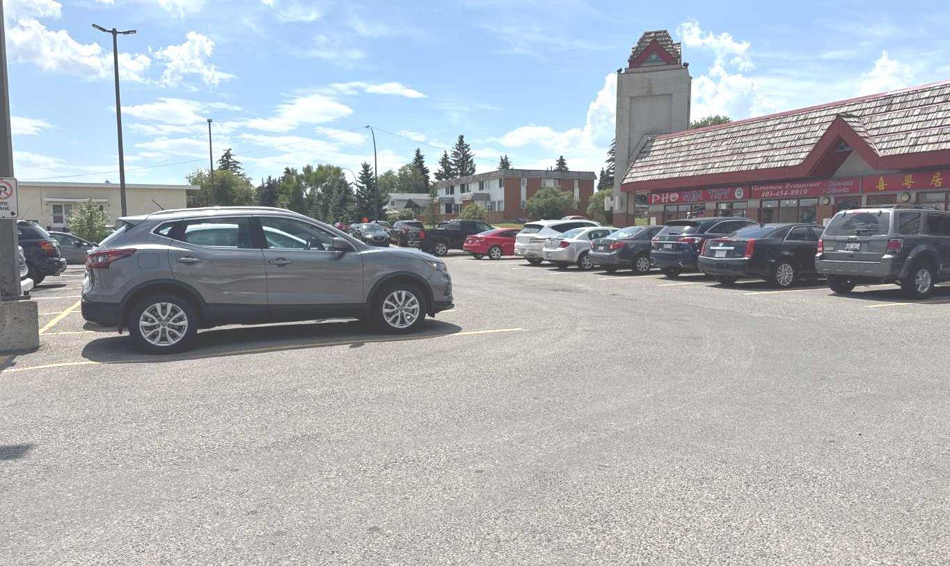 Calgary, AB T2K 0V2,6219 Centre ST Northwest #3