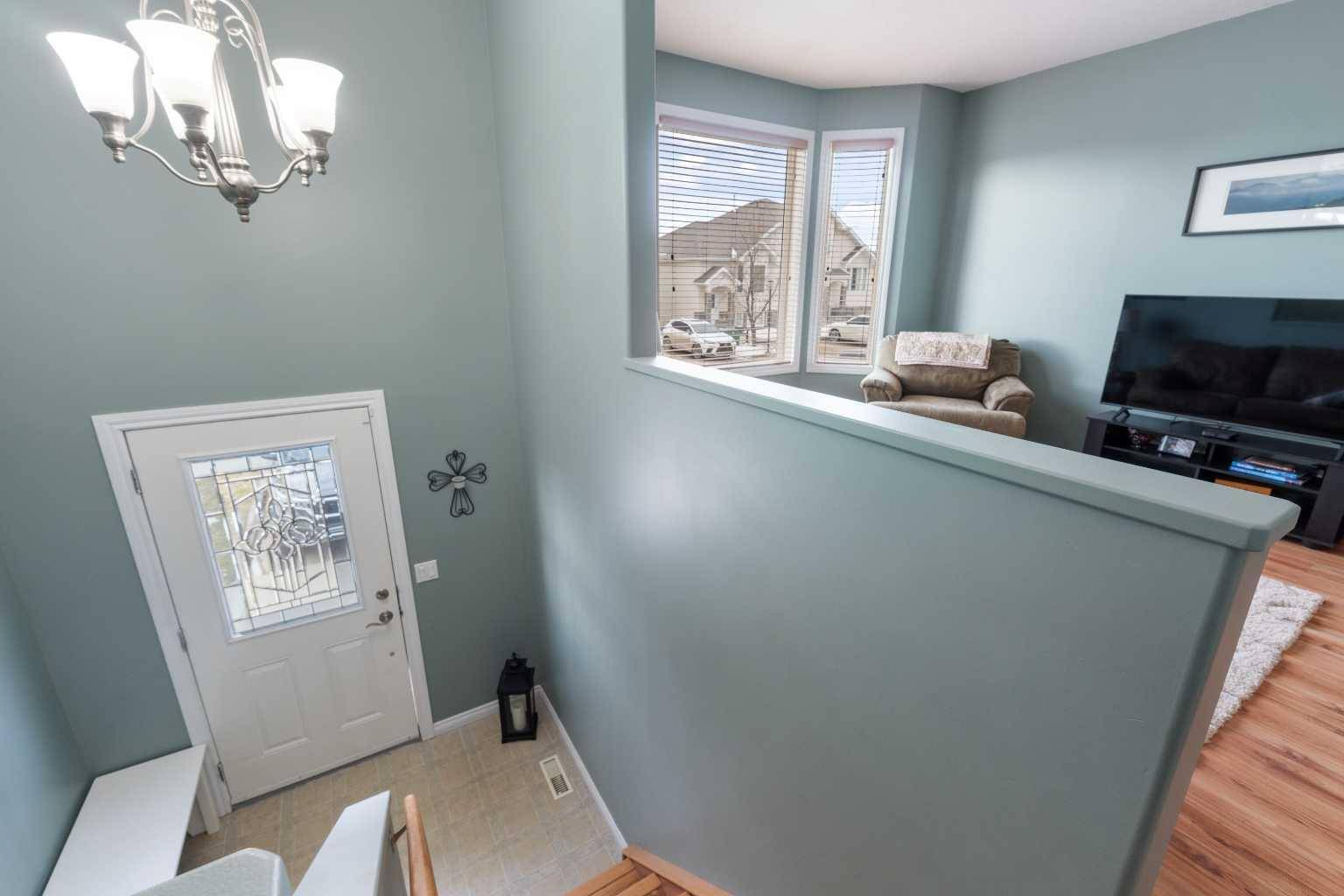 Whitecourt, AB T7S 1X2,9 Leedy DR #20