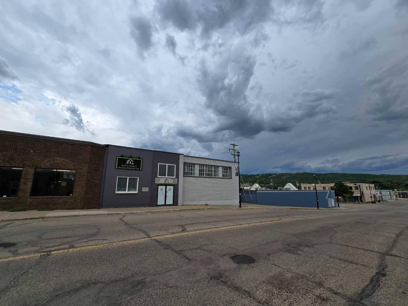 Peace River, AB T8S 2A5,10009 100 AVE