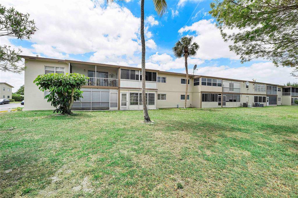 Margate, FL 33063,650 NW 80th Ter #107