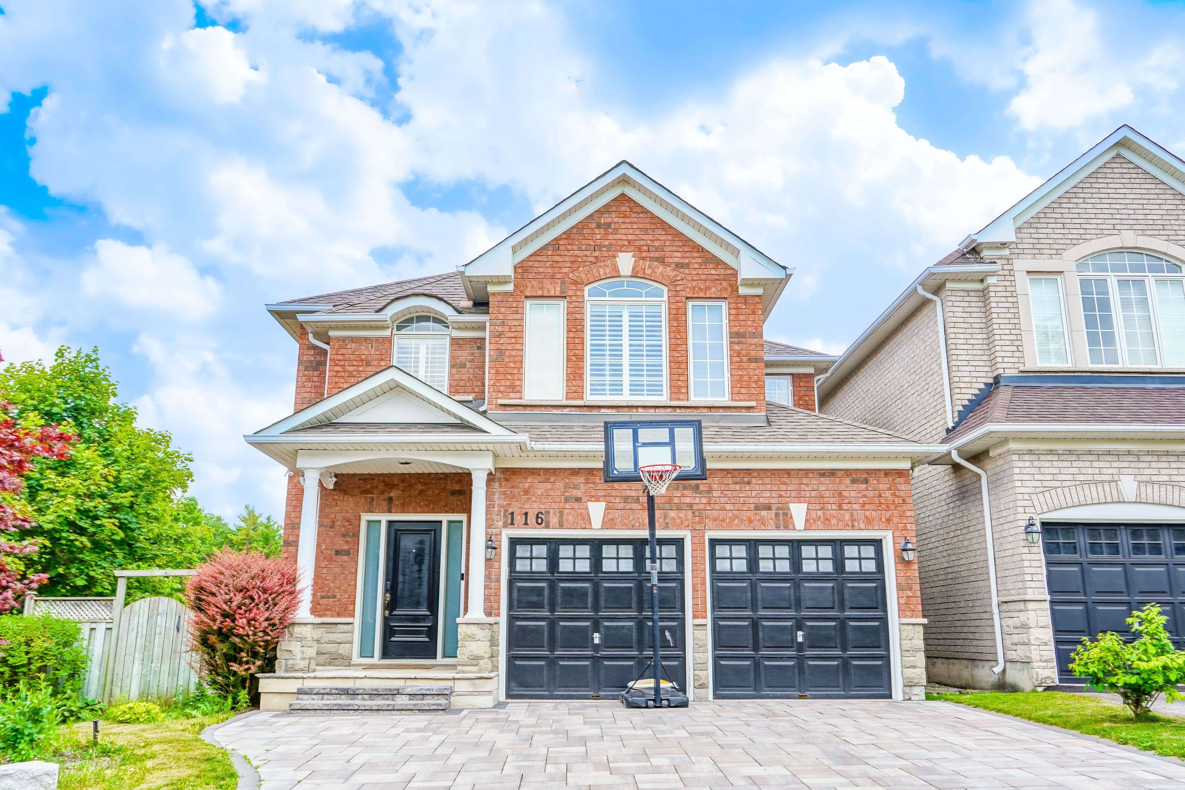 Richmond Hill, ON L4S 2G3,116 Colesbrook RD