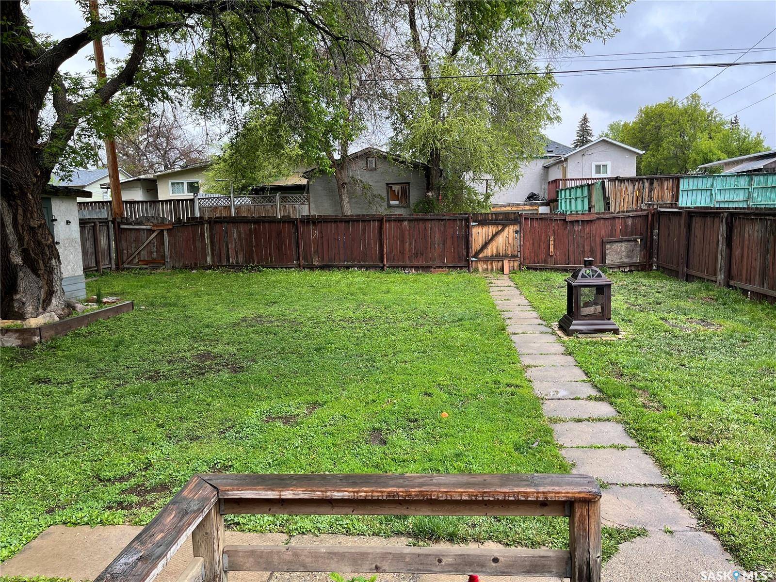 Moose Jaw, SK S6H 2E7,1130 Athabasca STREET W