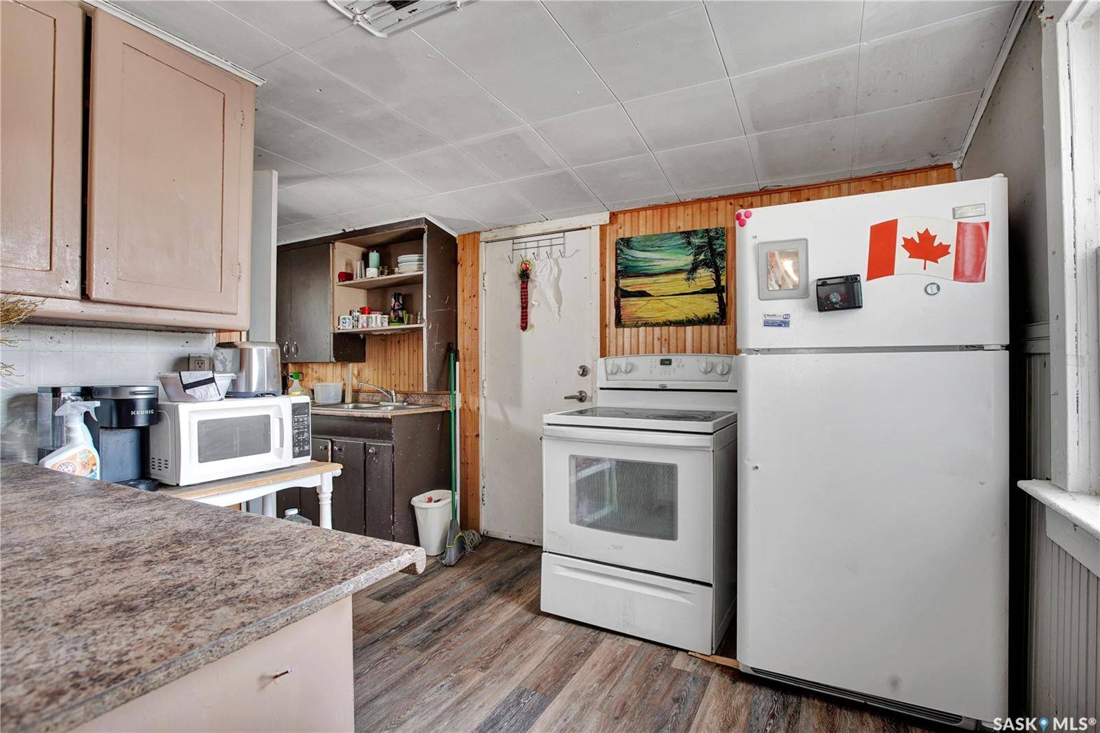 Saskatoon, SK S7M 2C8,206 K AVENUE S