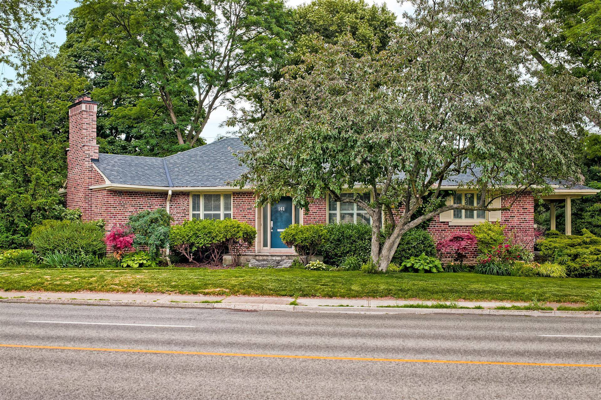161 Burnhamthorpe RD, Toronto W08, ON M9A 1H5