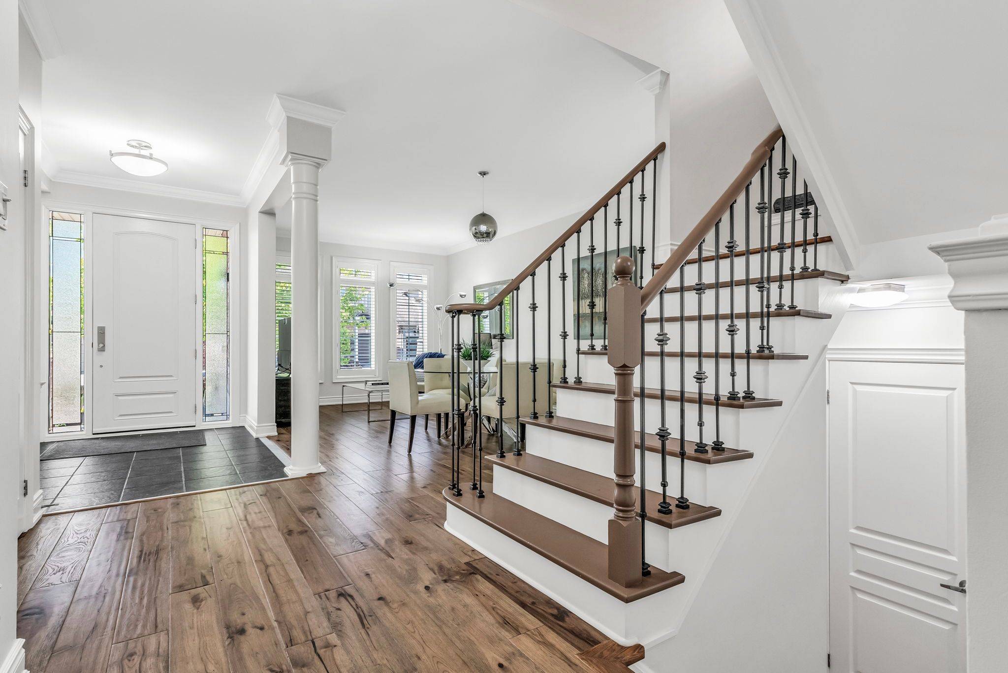 Oakville, ON L6L 6X5,273 Duskywing WAY