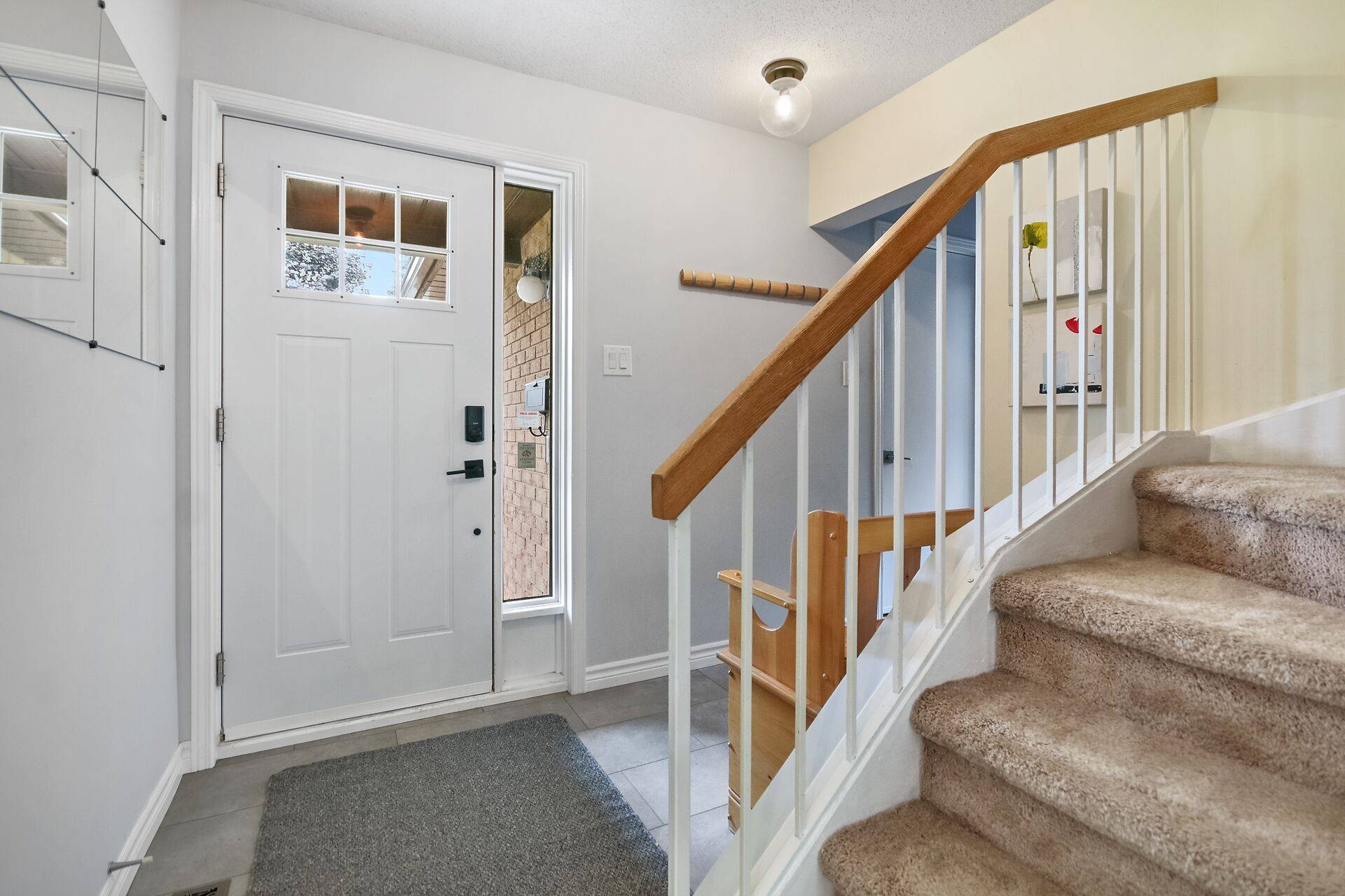 Kanata, ON K2L 3S6,22 Hewitt WAY
