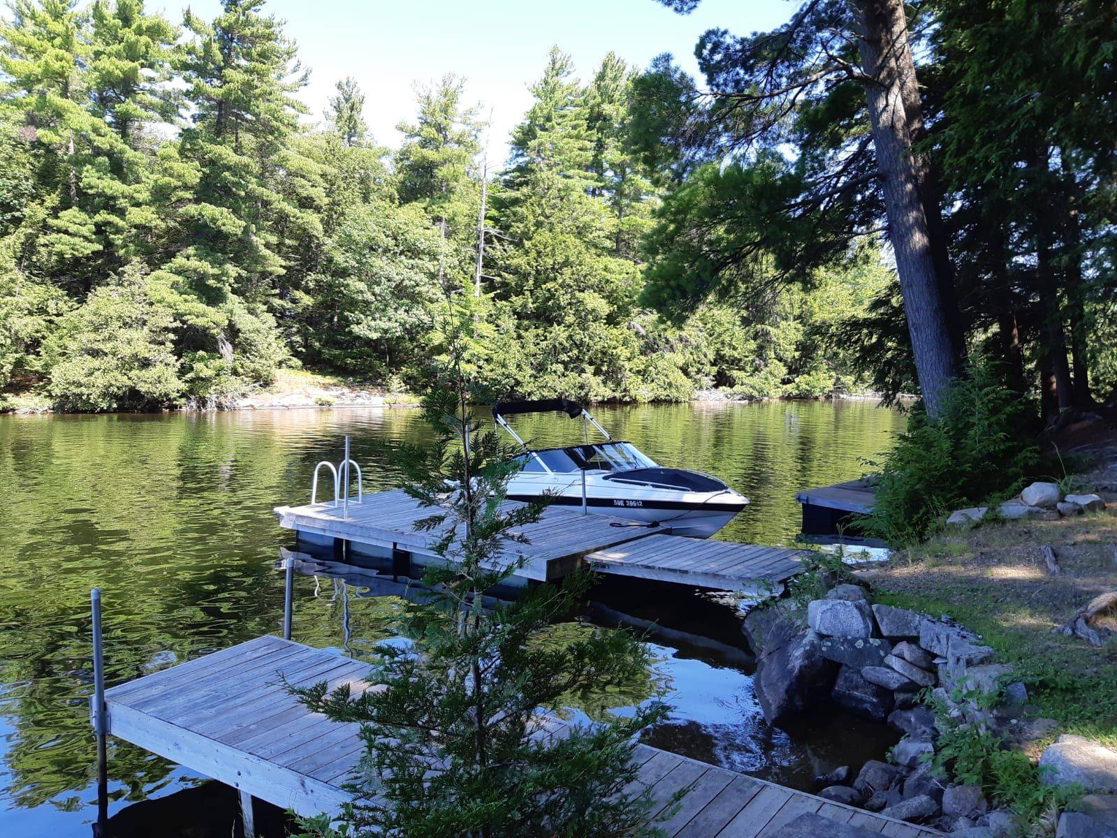 North Frontenac, ON K0H 1B0,1549 Gull Lake Lane LN