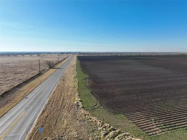 Floresville, TX 78114,TR 9 SH 97