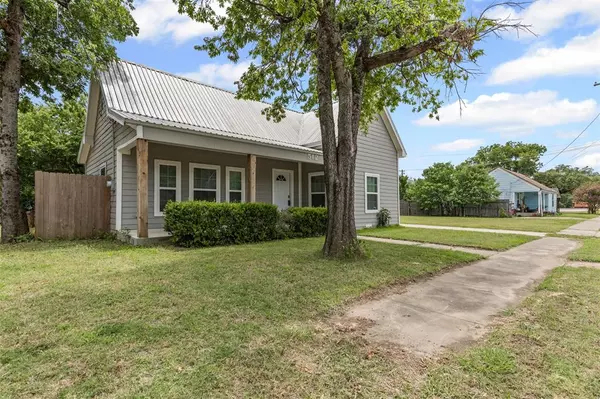 Cleburne, TX 76031,512 E Willingham Street