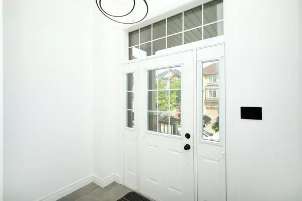 Toronto W05, ON M9M 0C1,11 Ron Attwell ST