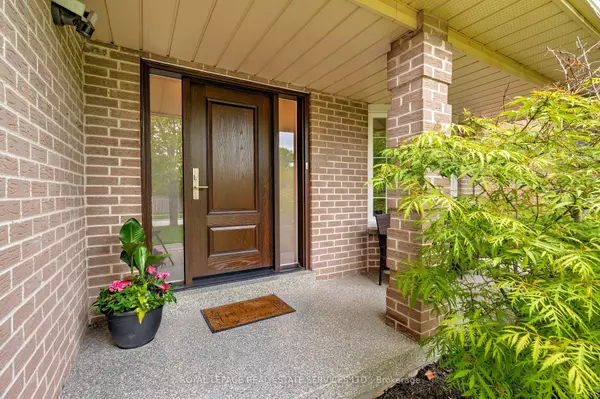 Oakville, ON L6L 6H7,3097 Swansea DR