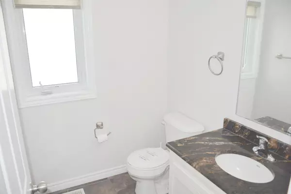 Norfolk, ON N3Y 0B8,197 Woodway TRL