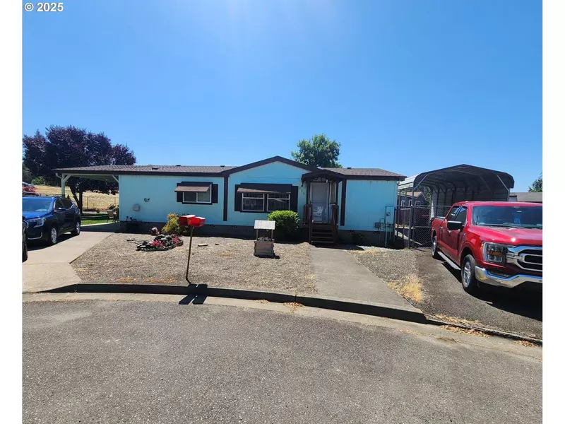 258 BOBWHITE ST, Roseburg, OR 97471