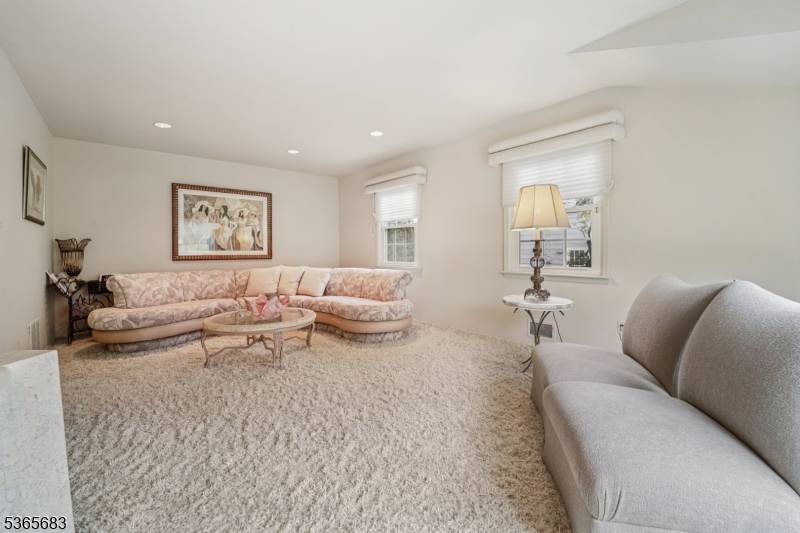 Wayne Twp., NJ 07470,30 Sinclair Dr