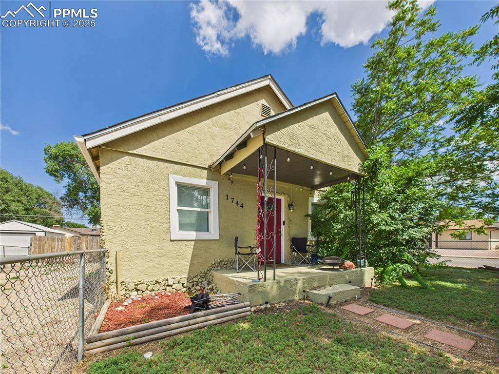 Pueblo, CO 81004,1744 Brown AVE