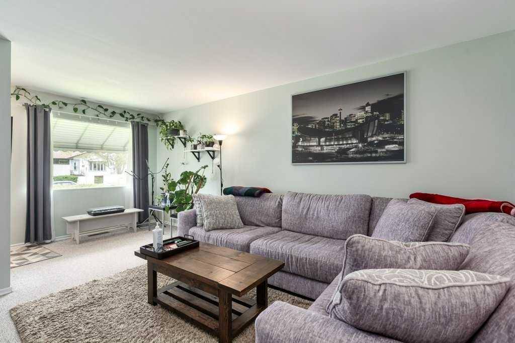 Calgary, AB T3E 3M3,3124 42 ST Southwest