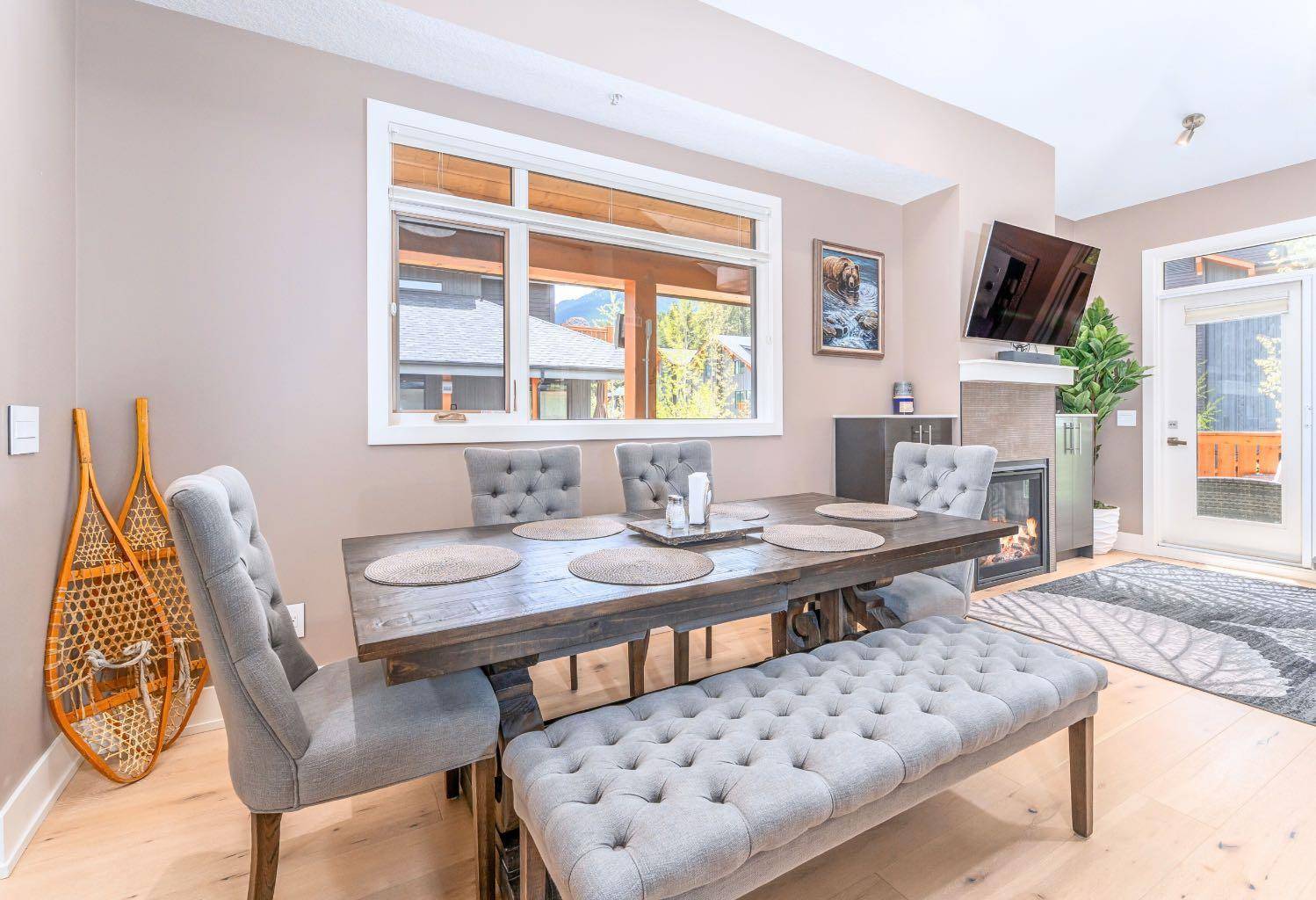Canmore, AB T1W 0G5,3000B Stewart Creek DR #204