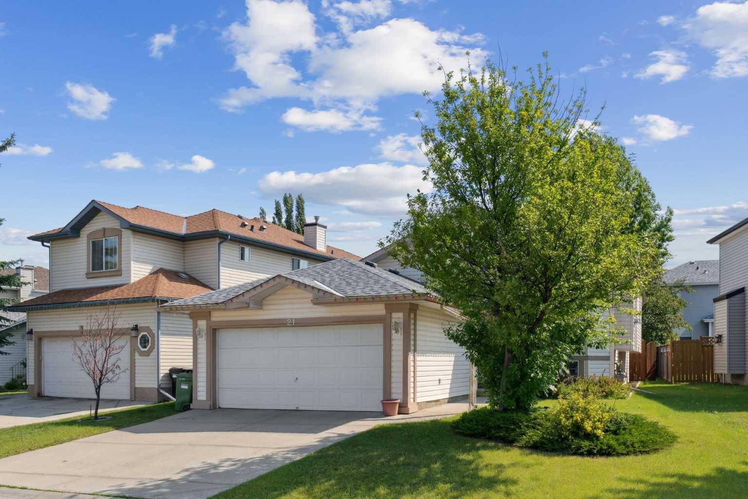 Calgary, AB T3G 4G2,21 Citadel Crest CIR Northwest