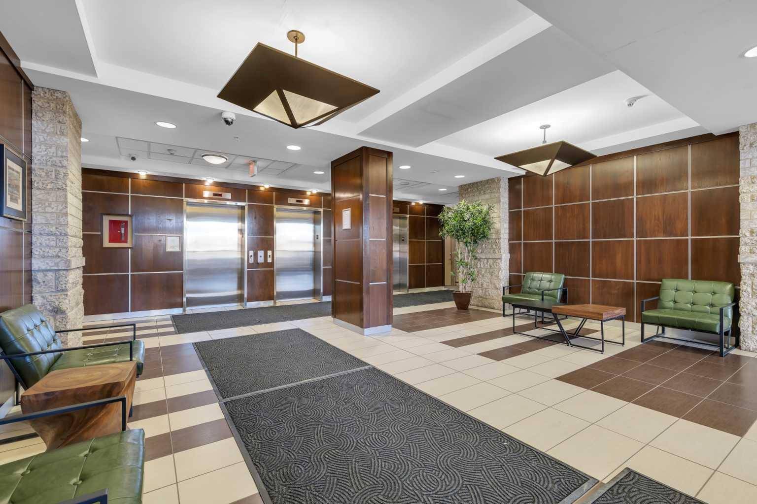 Calgary, AB T2V 2W3,8880 Horton RD SW #903
