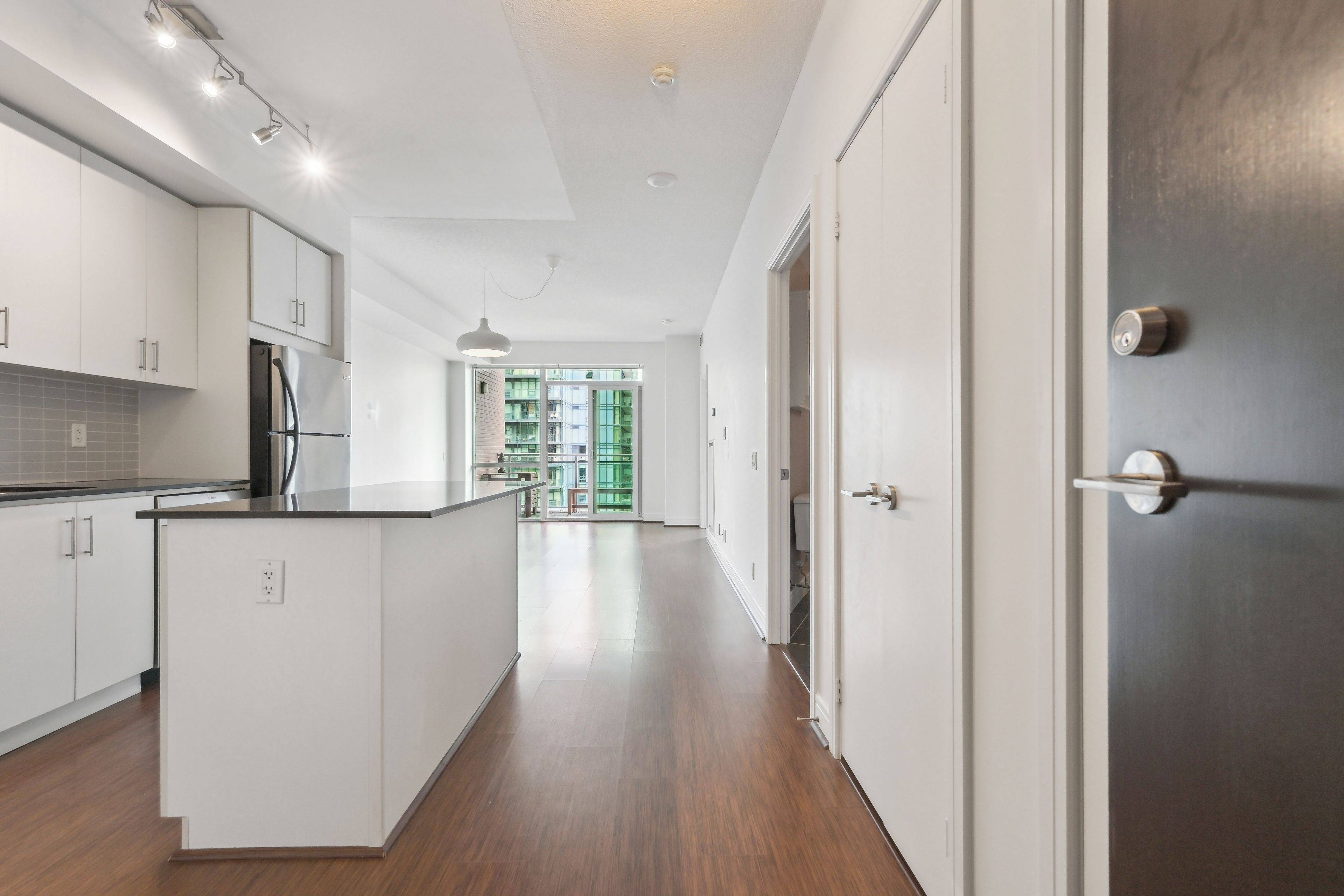 Toronto C08, ON M5A 2M5,112 George ST #S1607