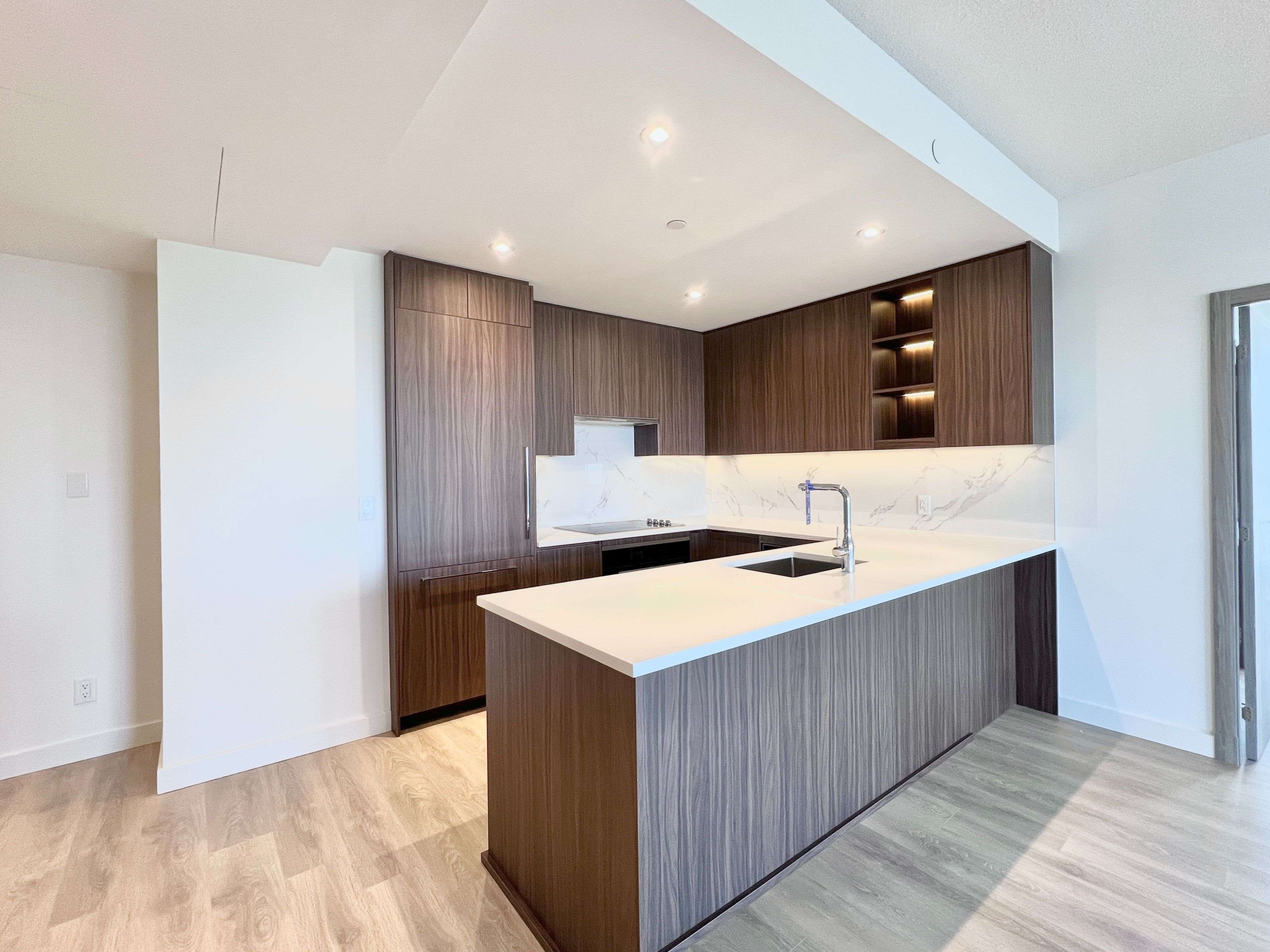Toronto C15, ON M2K 0J1,25 McMahon DR #1802